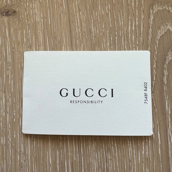 Gucci Marmont Red Authentic Crossbody Shoulder Bag with Heart on Back NWOT - Picture 11 of 16